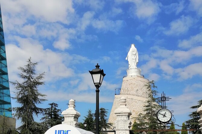 Guided Semi-Private Tour to Jeita, Harissa & Byblos - Jeita Grotto: boats, cable cars, and limestone chambers
